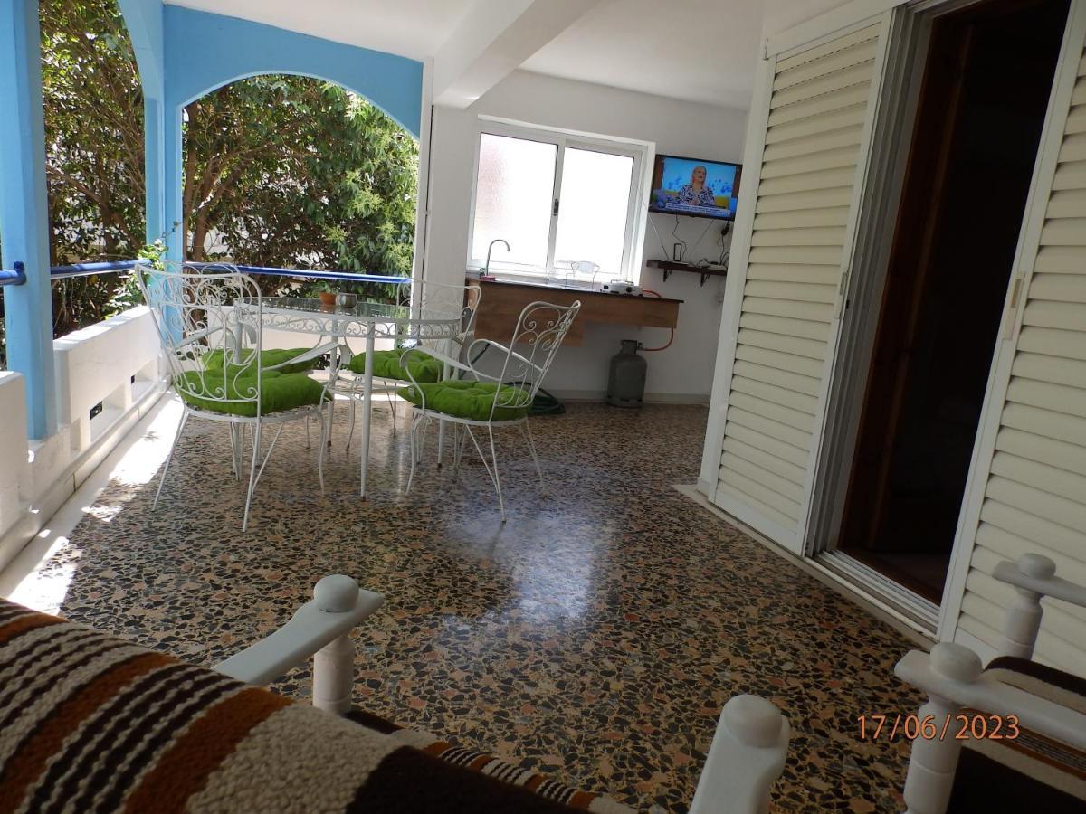 Muses Apartments Еретрия Екстериор снимка